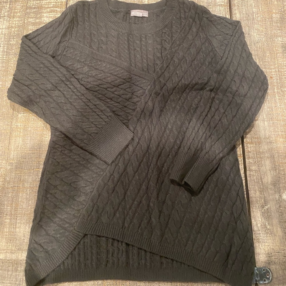 Grey Textured Sweater!